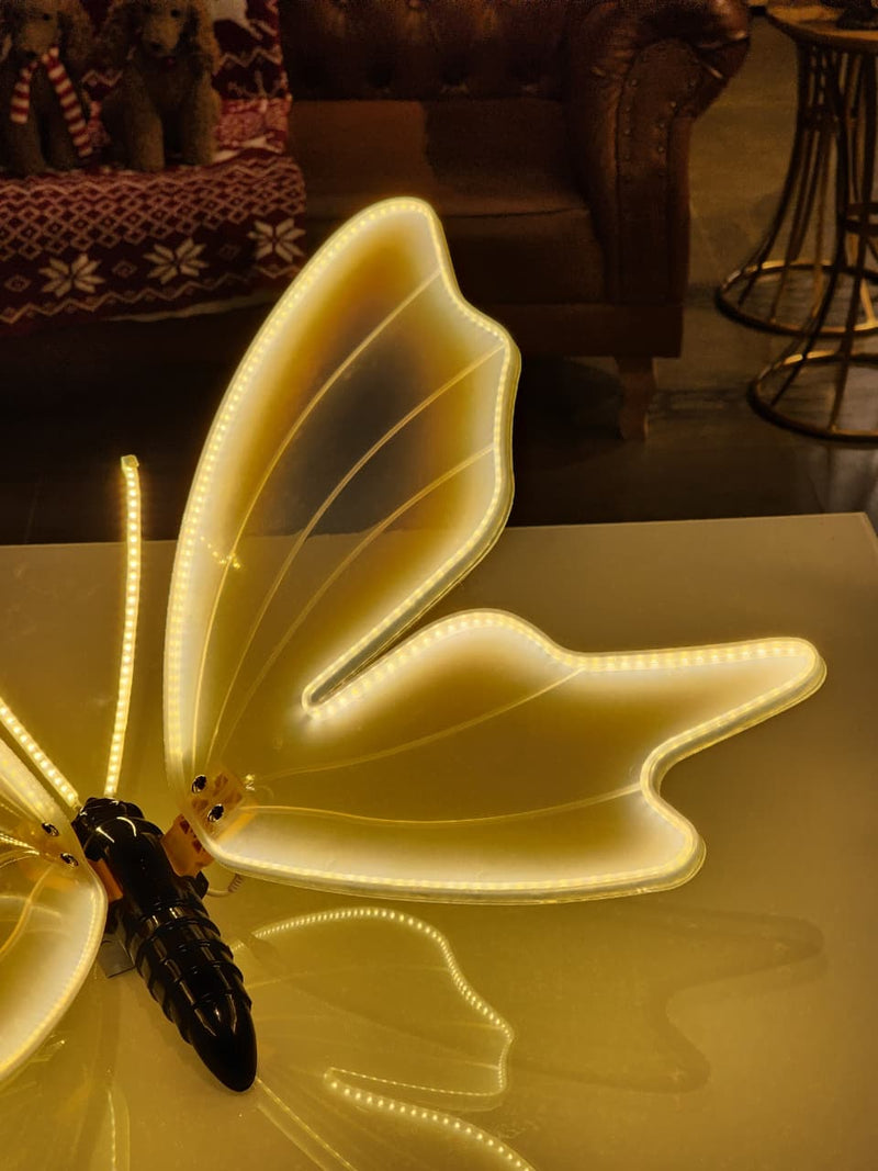 BORBOLETA 80CM COM LED WARM COM SUPORTE BIVOLT